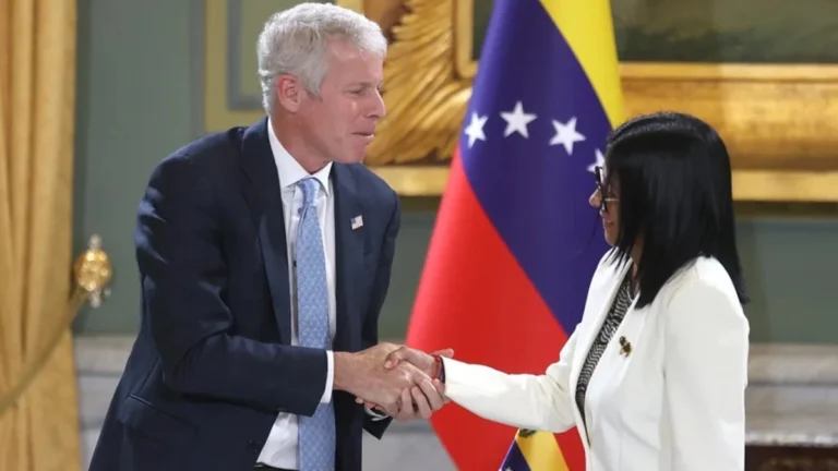 chris wright delcy rodriguez venezuela eeuu petroleo chevron eni 1