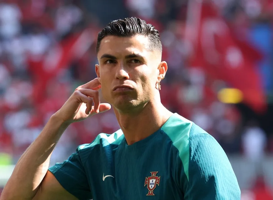 cristiano ronaldo milmillonario