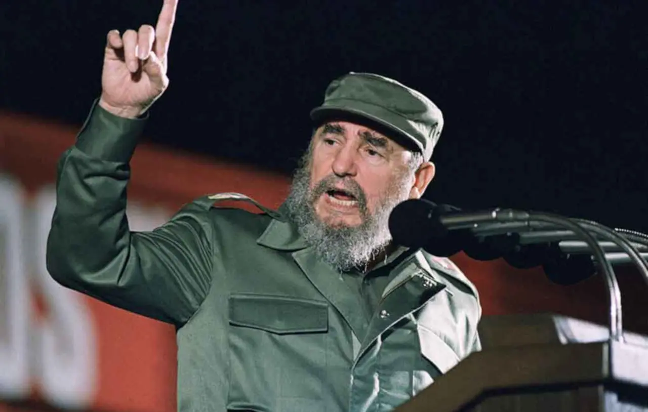 cuba actos culturales fidel01.jpg