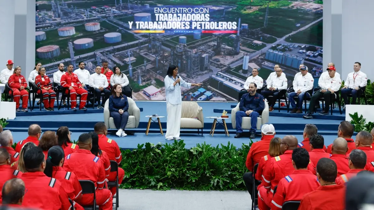 delcy encuentro petroleros 4sept2026.jpg