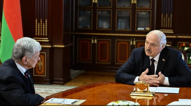 dialogo alexander lukashenko john cole foto web presidencia belarus 1