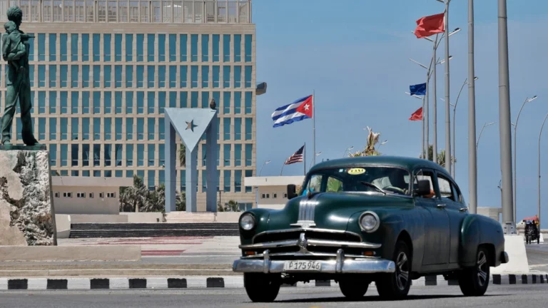 embaeeuu habana almendron 2026