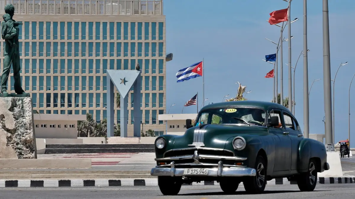 embaeeuu habana almendron 2026.jpg