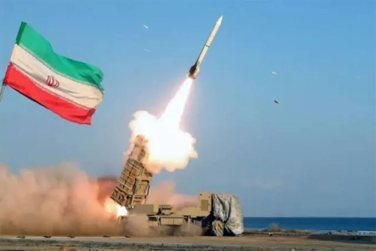 iran ataque misiles foto irgc 2