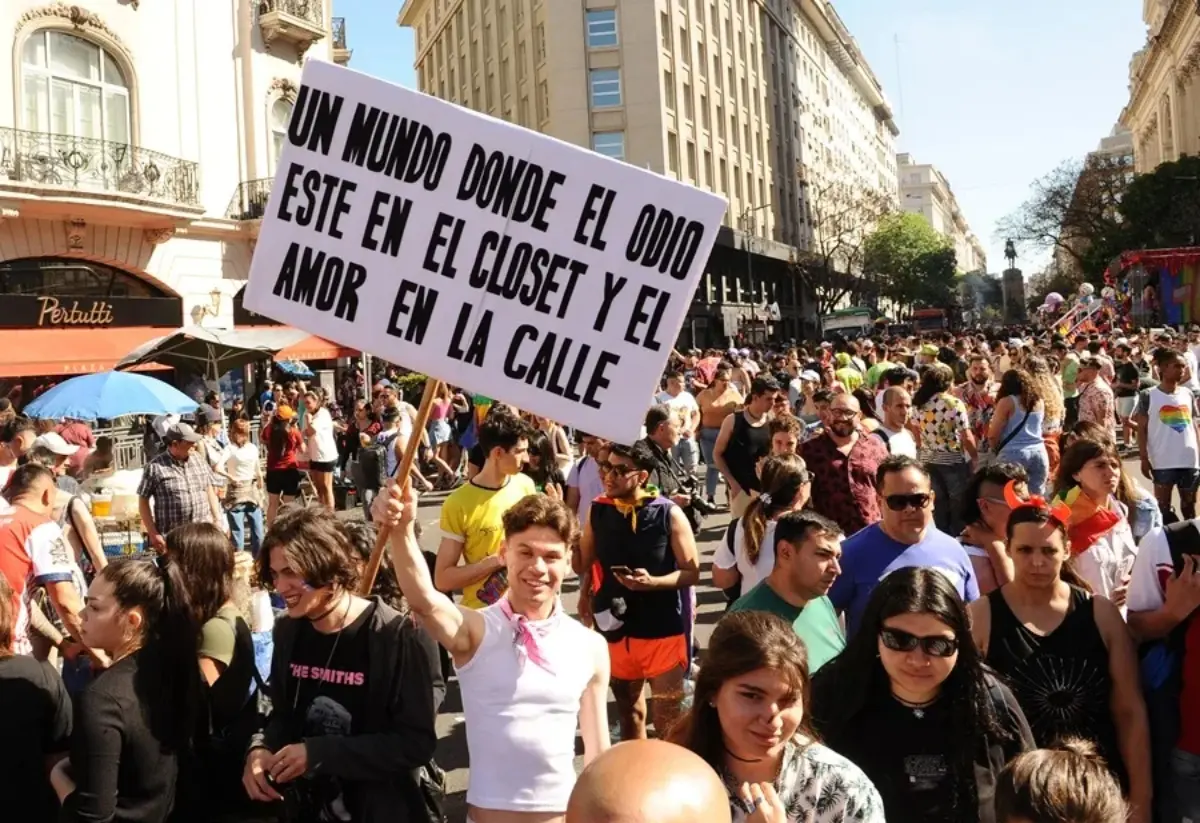 marcha lgbt argentina.jpg