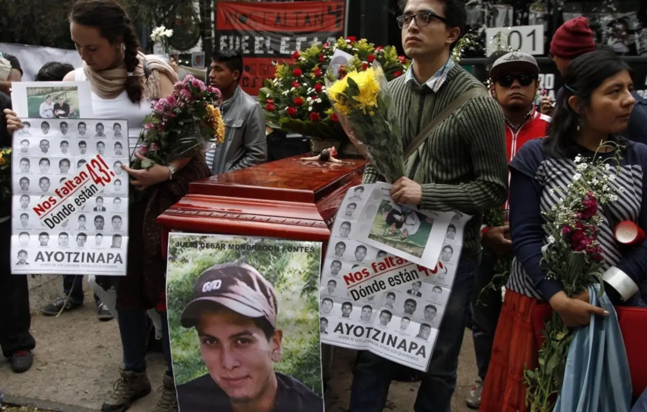 mexico csp jovenes01.jpg