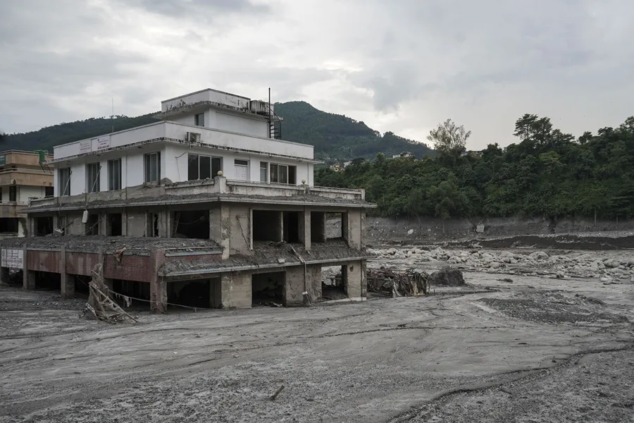 Inundaciones catastróficas en Nepal dejan 1.290 muertos y miles de desaparecidos 2 nepal 3
