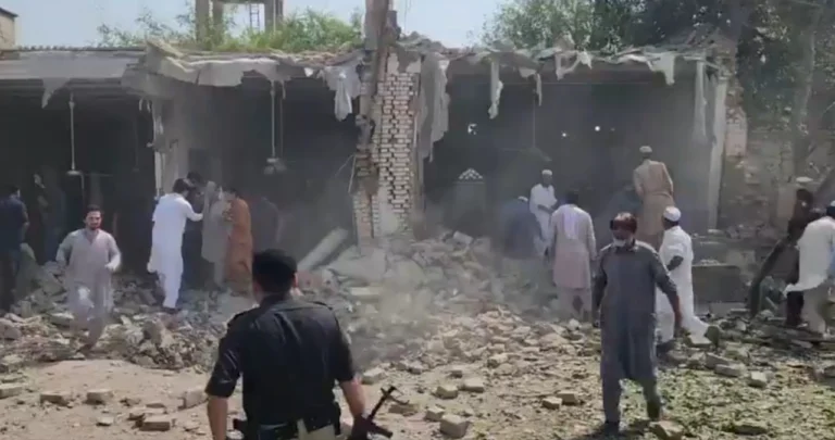 pakistan explosion kohat