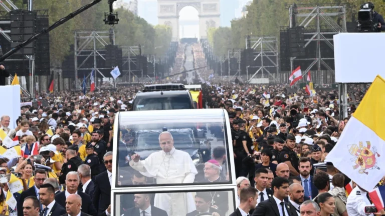 papa paris 26sept26