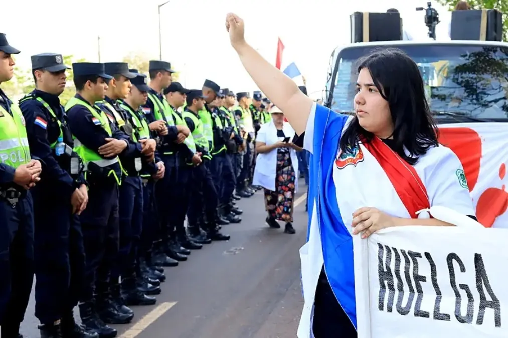 paraguay huelga medicos foto efe.jpg