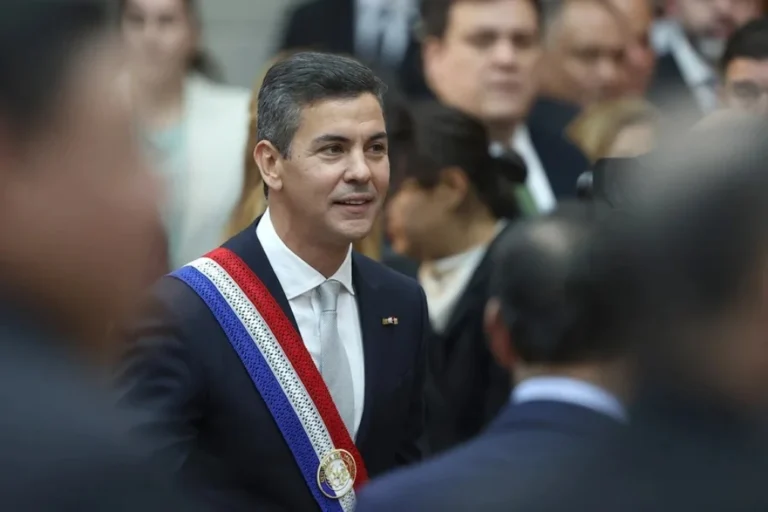 paraguay presidente santiago pena