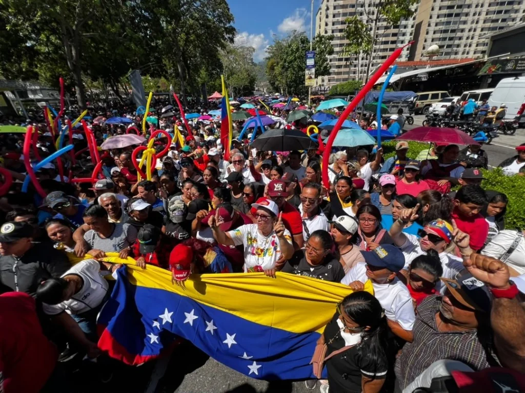 En imágenes: Venezuela se moviliza en respaldo a Delcy Rodríguez ante la ONU 6 photo 2026 09 23 13 53 12 1