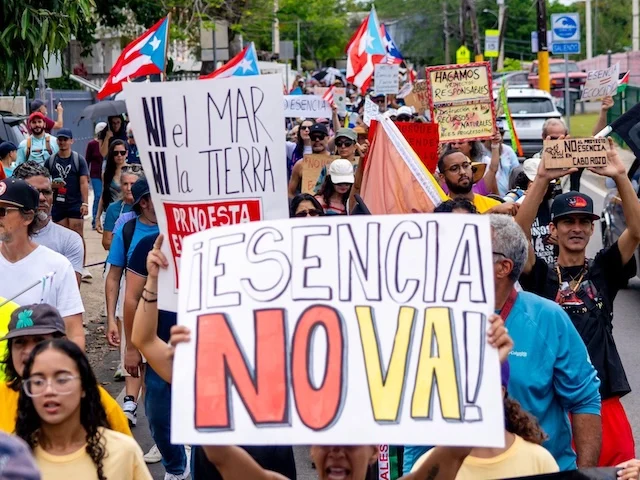 portada manifestacion 14 de junio contra el proyecto esencia foto por christopher powers guimond