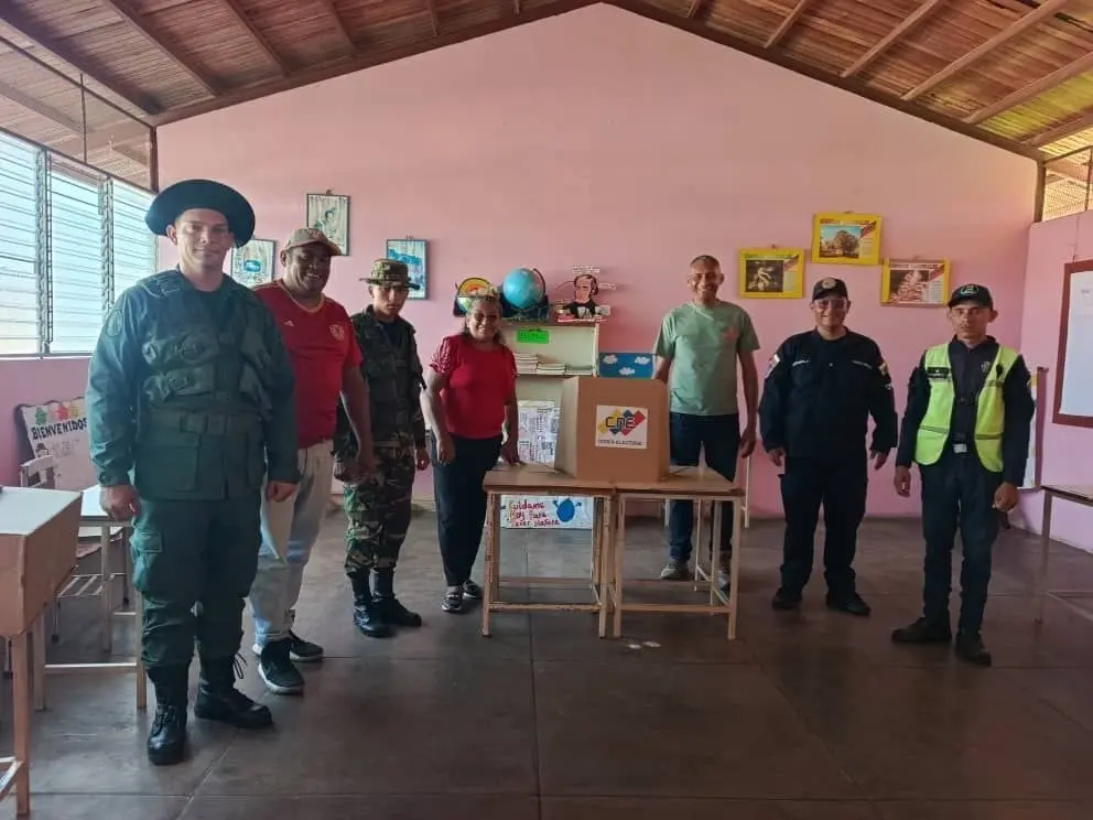 En imágenes: comunas preparan Consulta Popular en Venezuela 5 5089507164996439211.jpg