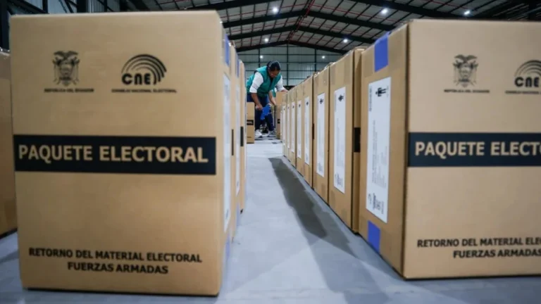 ame5136 ecuador referendum
