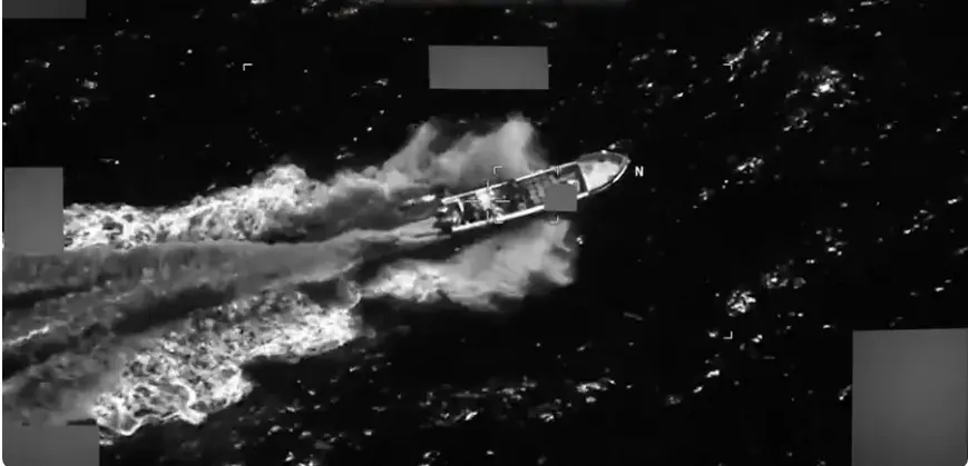 bombardeo de lanchas.jpg