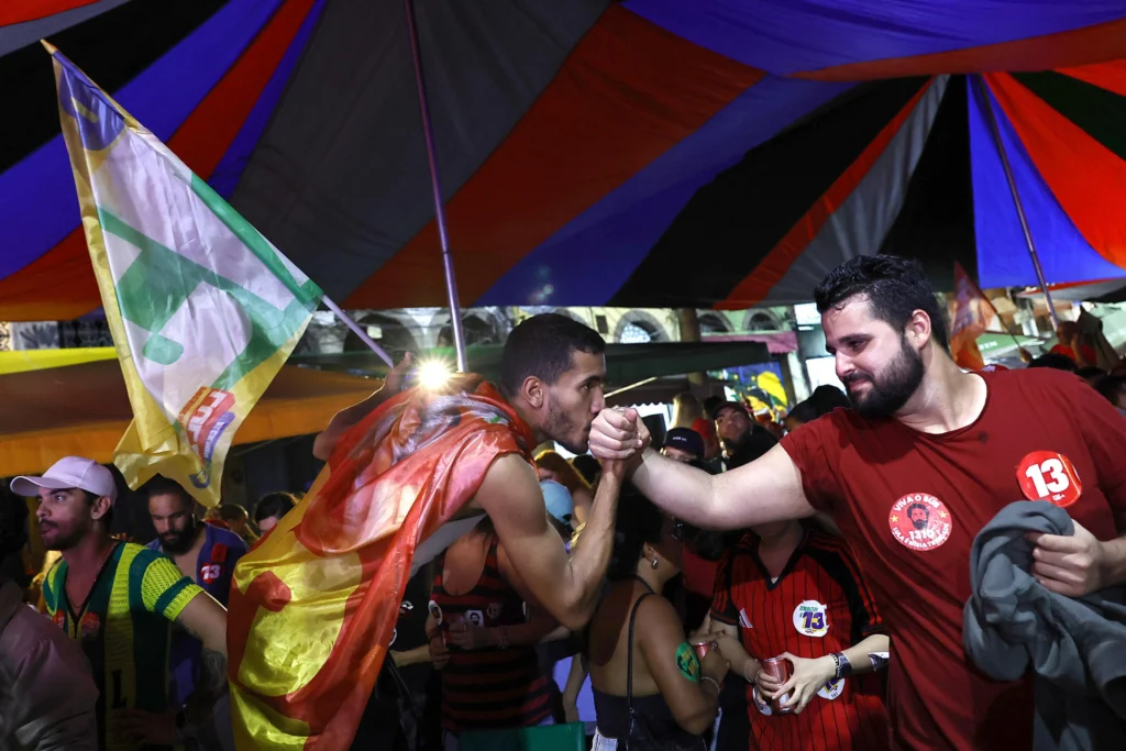 Celebración popular en Brasil tras remontada histórica de Lula da Silva 3 c78ba120defd92fbcba310a2047d61130d1024b9w