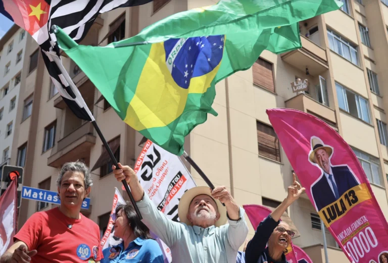 Lula lidera masiva marcha en São Paulo en el cierre de su campaña presidencial 1 captura de pantalla 2026 lula 10 03 a las 12 23 09