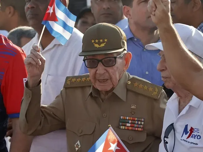 Izquierda dominicana rechaza la orden de arresto de Florida contra Raúl Castro