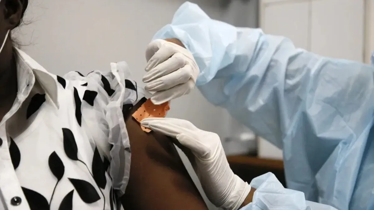 La OMS inicia en Bunia un ensayo de vacunas contra el ébola Bundibugyo