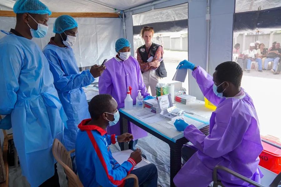 ebola vacunas 2