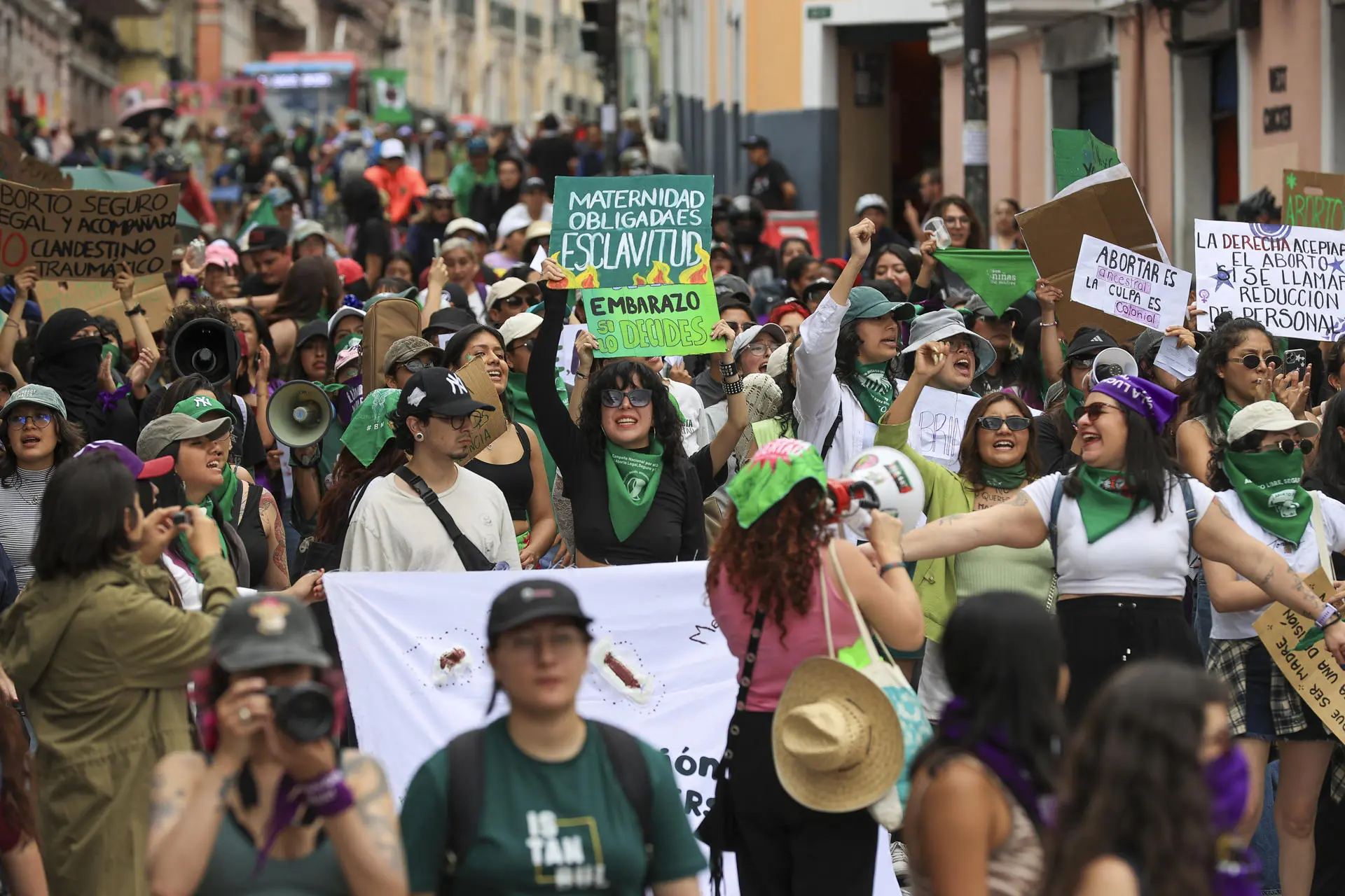 ecu 1.jpg