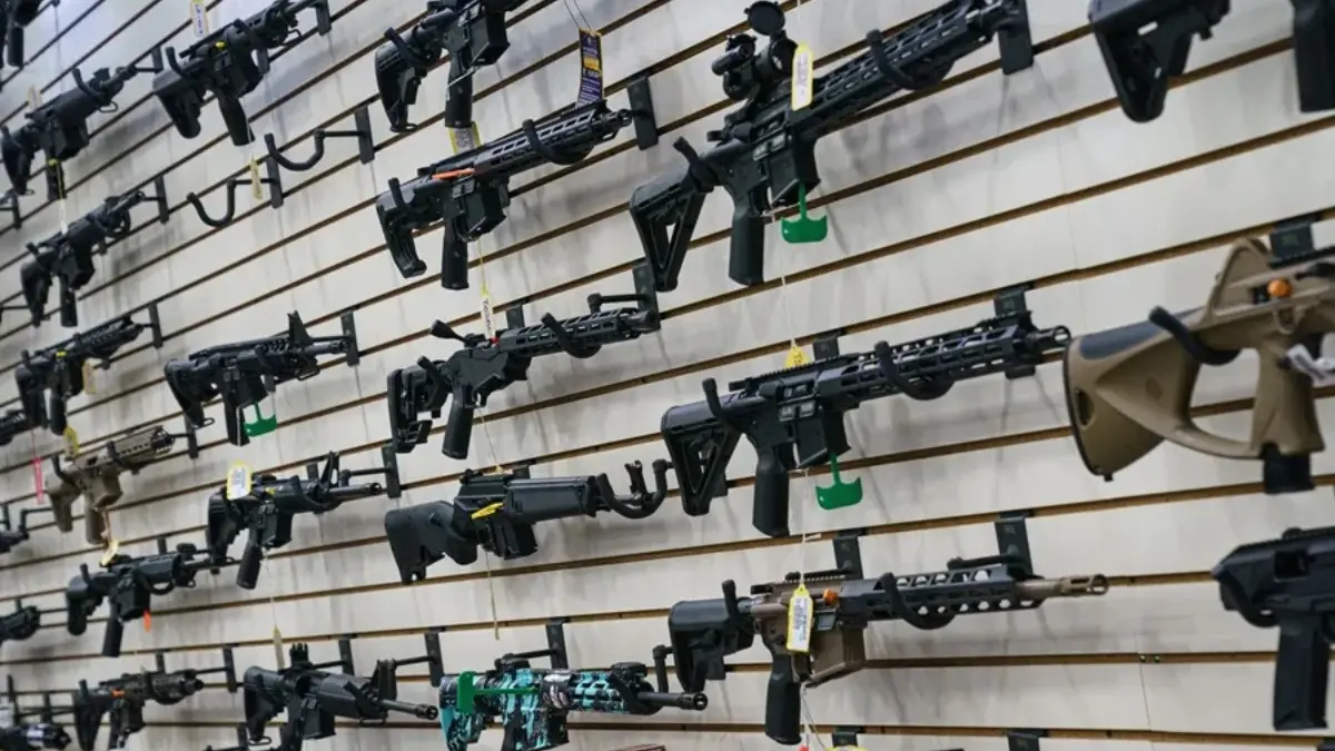 ee uu mexico armas.jpg
