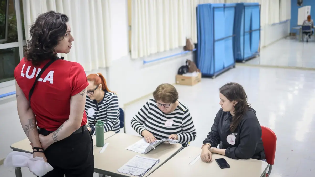 fin votacion brasil 240ct26.jpg