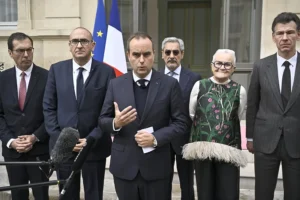 francia disturbios lecornu 3