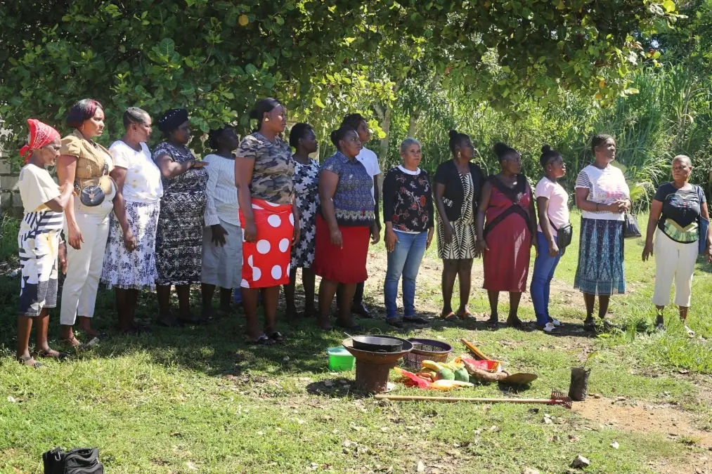 haiti mujeres campesinas home 1.jpg