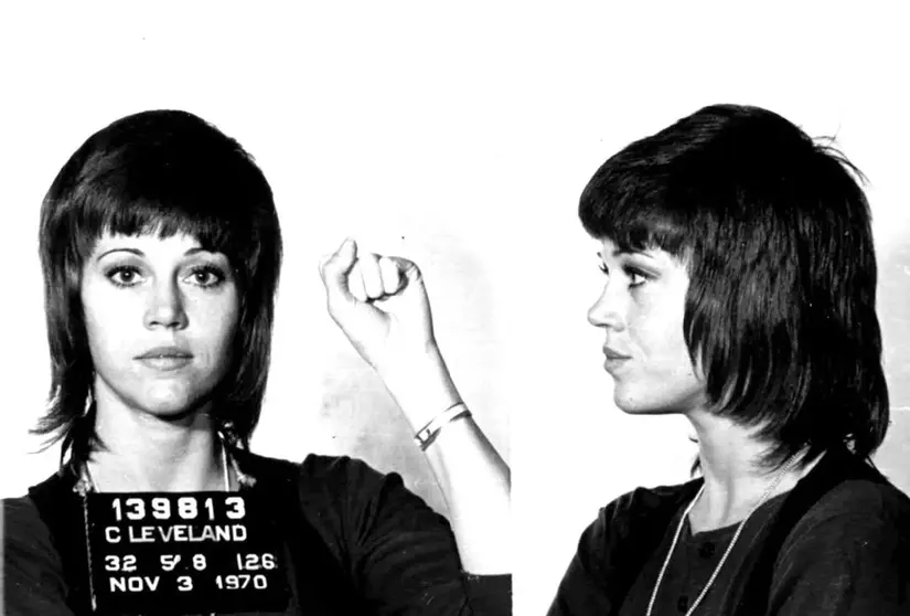 El pánico educativo y la cacería de brujas 2 jane fonda afronto consecuencias por su activismo politico y social