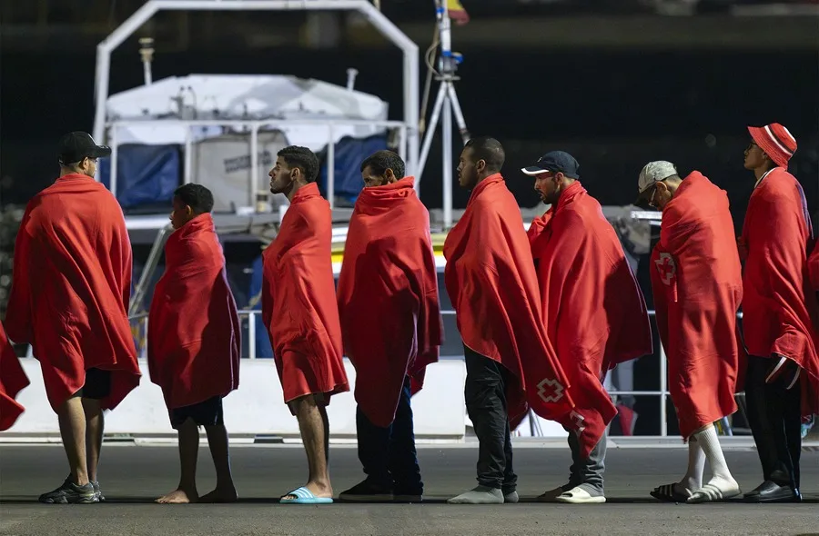 la ue aprueba el reglamento que permite crear centros para migrantes en terceros paises