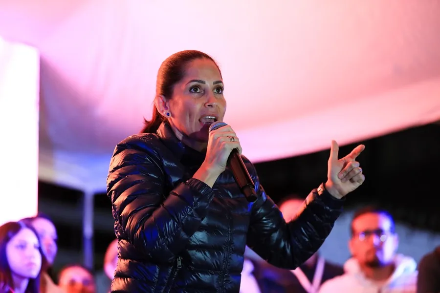 La defensa de Luisa González denuncia detención arbitraria y persecución judicial en Ecuador