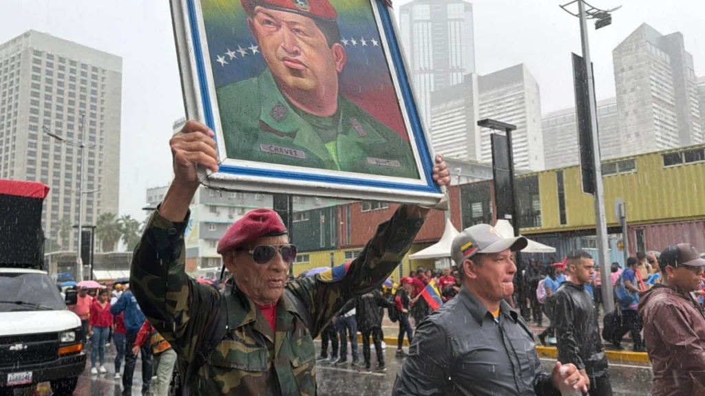 En imágenes: venezolanos conmemoran victoria de 2012 y ratifican legado de Chávez 5 marcha chavez caracas 7oct2026 7