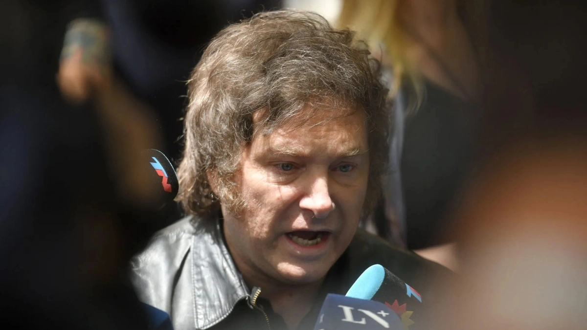 milei ataques prensa efe mic.jpg