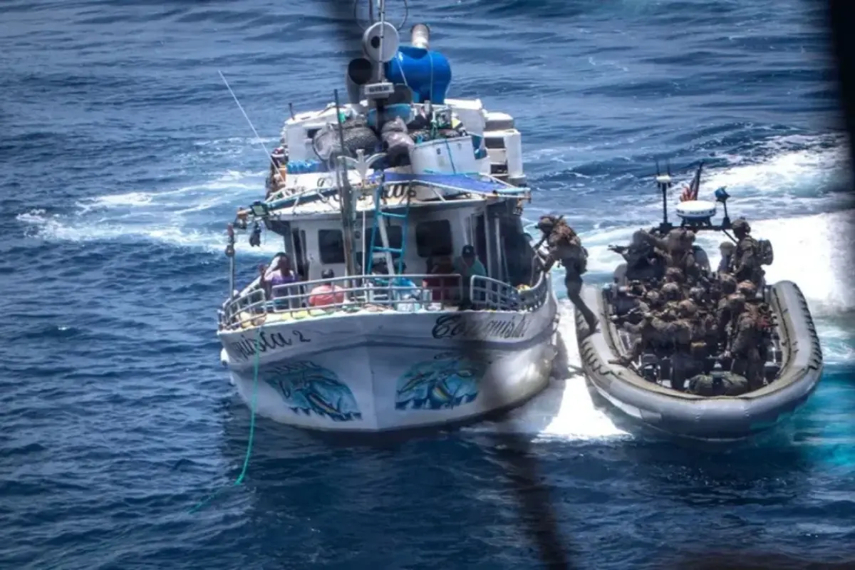 Justicia de Ecuador absuelve a pescadores de barcos bombardeados por EE.UU. - teleSUR