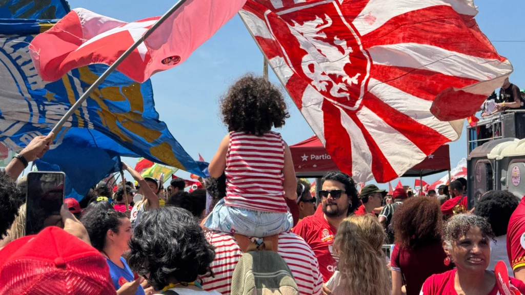 Lula cierra campaña electoral con multitudinarias movilizaciones en Brasil 7 photo 2026 10 24 09 33 13 jpg