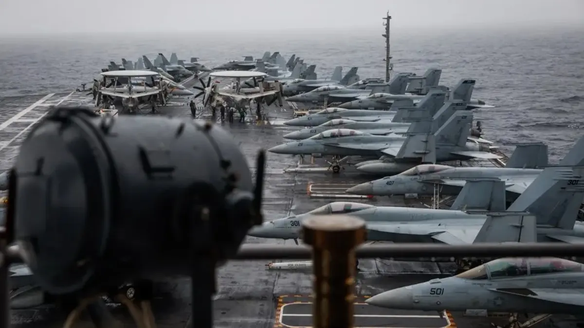 portaaviones oriente medio 2.jpg
