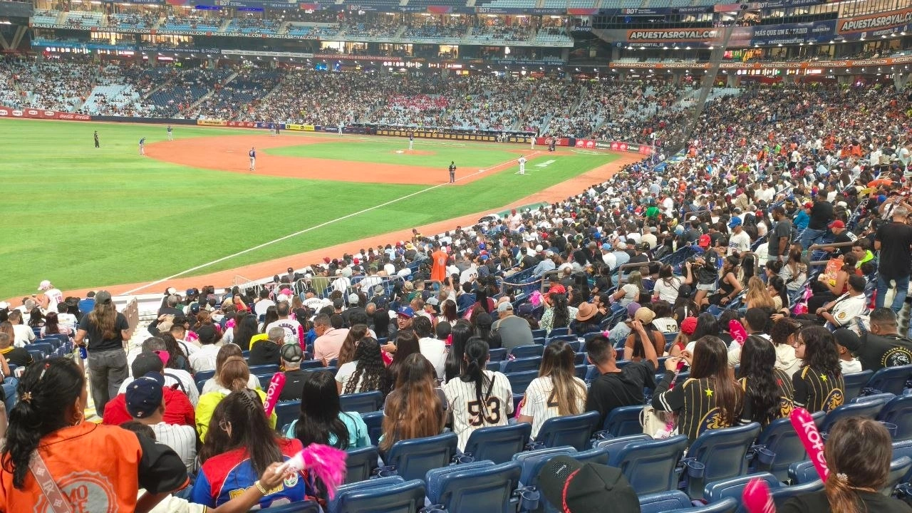 venezuela tiburones vs leones.jpg