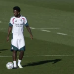 vinicius villarreal tarjeta roja sancion cuatro partidos