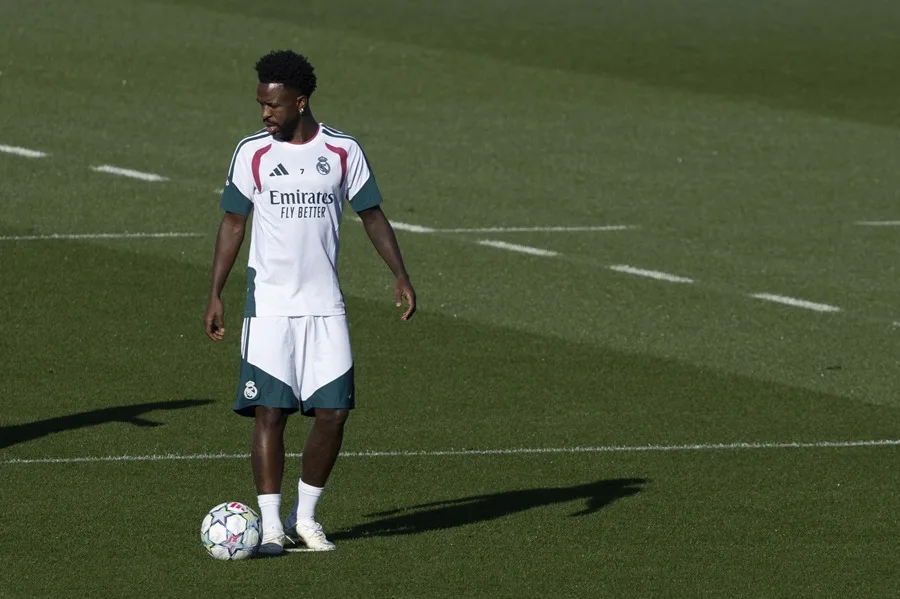 vinicius villarreal tarjeta roja sancion cuatro partidos